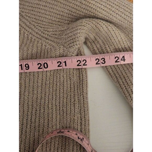 Pinque Large Women's color block top Sweater - Picture 7 of 7